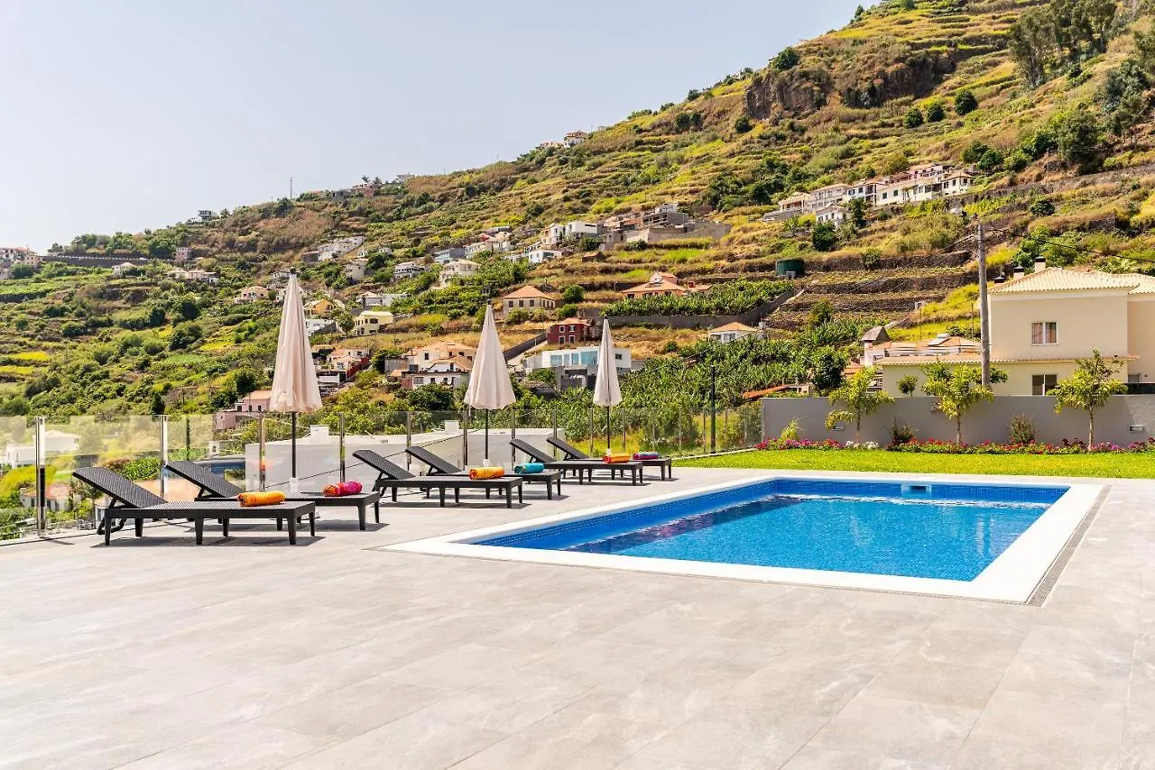 Sunnyside Villa Calheta  Calheta (Madeira)