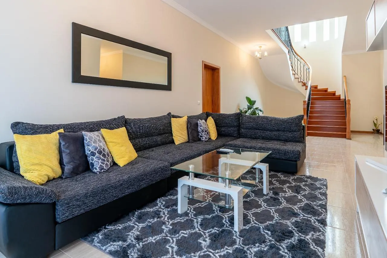 Sunnyside Villa Calheta  Calheta (Madeira)